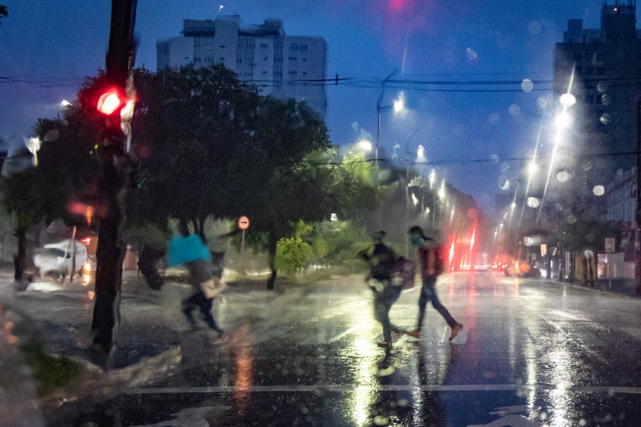 Dia amanhece com chuva, neblina e friozinho nos quatro cantos de MS - Meio  Ambiente - Campo Grande News