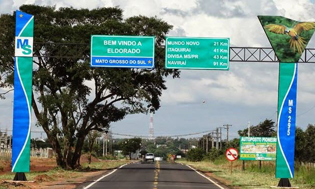 Rendida em casa, fam&iacute;lia fica 4 horas em poder de bandidos encapuzados