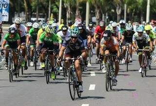 Alunos de ciclismo devem manter 20 metros de dist&acirc;ncia nas atividades