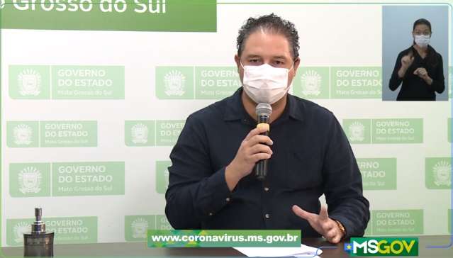 Governo anuncia for&ccedil;a-tarefa em asilos e refor&ccedil;o no Hospital Regional