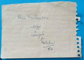 No papel, Belchior fez uma dedicatória a Natália, onde escreveu &#34;alegrias e canções&#34; e marcou o ano, 1984. (Foto: Arquivo pessoal)
