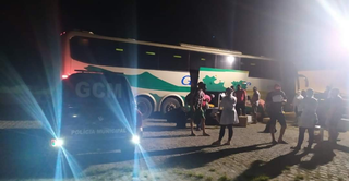 Ônibus sai de MS com 31 passageiros e é barrado no Ceará Ônibus sai de MS com 31 passageiros e é barrado no Ceará