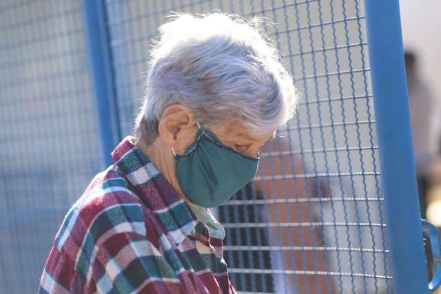 Covid-19 avan&ccedil;a em munic&iacute;pios pequenos e cont&aacute;gio acelera com 23 casos em 24h
