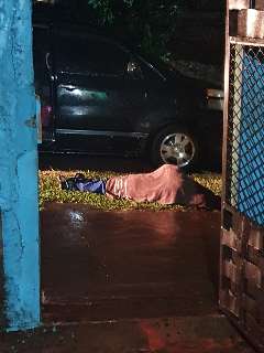 Homem &eacute; executado a tiros em suposta tentativa de assalto na fronteira