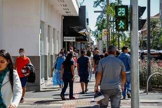 Com&eacute;rcio teve queda de 47% nas vendas para as m&atilde;es, aponta a CDL