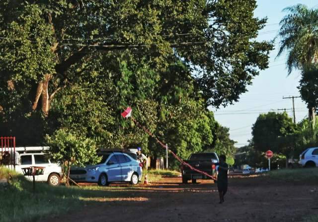 Vereadores aprovam projeto e multa por uso de cerol em pipa chega a R$ 5 mil
