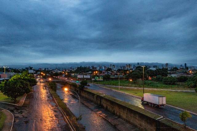 Frente fria atravessa MS nesta quinta e m&aacute;xima cai para 21&deg;C na Capital