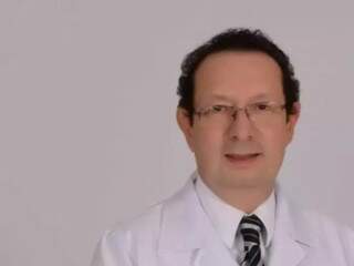 Morre em Dourados m&eacute;dico paraguaio de 61 anos v&iacute;tima da covid-19