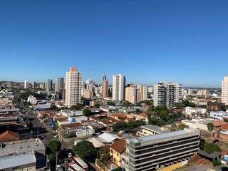 Foto postada pelo administrador do grupo, Alfredo Sulzer, mostra como é Campo Grande visto do alto. (Foto: Alfredo Sulzer)