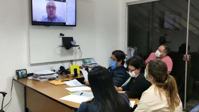Profissionais da Capital e do interior discutem protocolos da covid-19 em f&oacute;rum 