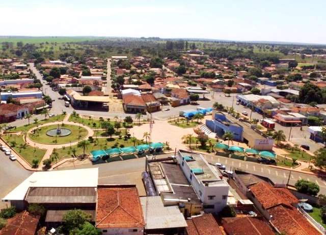Dona da casa onde fam&iacute;lia fez festa em Brasil&acirc;ndia, Marilda morre de covid-19