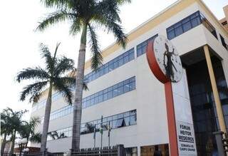 Dentista vai ter de indenizar paciente que ficou de cama ap&oacute;s extrair dente