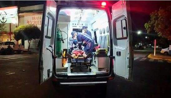Ciclista morre no hospital ap&oacute;s ser atropelado por moto em cruzamento 
