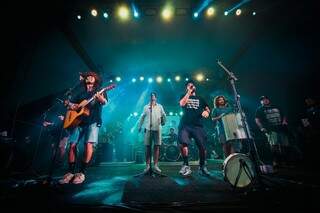 A banda Atitude 67 fará um show virtual e cantará as músicas de sucesso. (Foto: Divulgação)