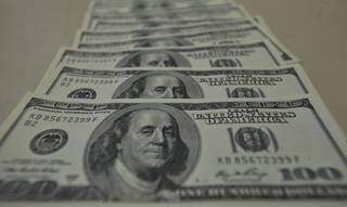 O dólar comercial encerrou esta quarta-feira (20) vendido a R$ 5,69. (Foto: Marcello Casal Jr/Agência Brasil) 