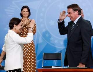 Regina Duarte tomou posse da secretaria de Cultura do governo Bolsonaro há pouco mais de um mês (Foto: Alan Santos/PR)