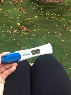 Teste de gravidez de farmácia apontando a gravidez de 1ou 2 semanas. (Foto: Andressa Murcille)
