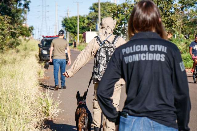 Pelo 2&ordm; dia, pol&iacute;cia faz buscas por corpo de Graziela, desaparecida desde abril