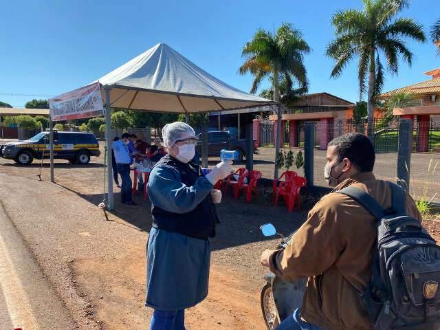 Com 36 casos, ind&uacute;stria da JBS espalha coronav&iacute;rus em cinco munic&iacute;pios