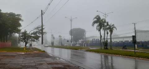 Chuva e nevoeiro chegam no sul de MS e antecedem massa de ar polar