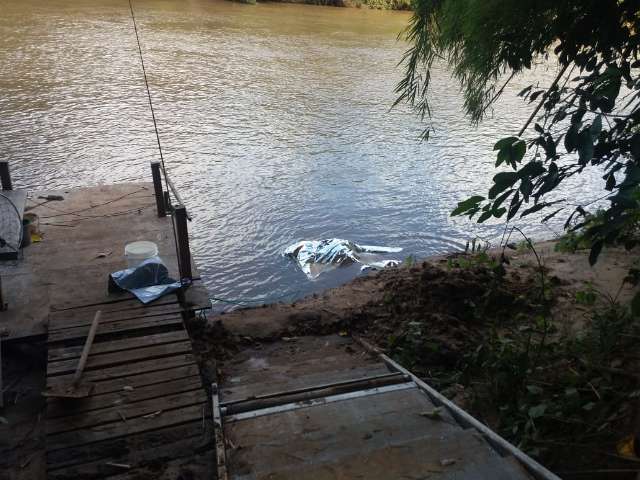 Idoso desaparecido durante pescaria &eacute; encontrado morto &agrave;s margens de rio