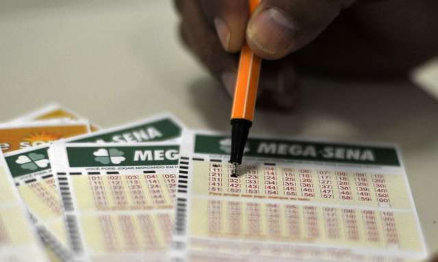 Mega-Sena sorteia neste s&aacute;bado pr&ecirc;mio acumulado de R$ 5,5 milh&otilde;es