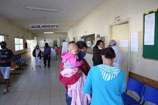 Vacinação na CRF do Tiradentes, em Campo Grande (Foto: Paulo Francis)