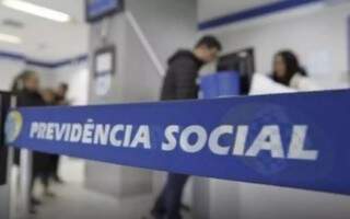 Agência em Campo Grande da Previdência Social, que começa hoje a pagar segunda parcela do 13º (Foto: Arquivo/Campo Grande News)