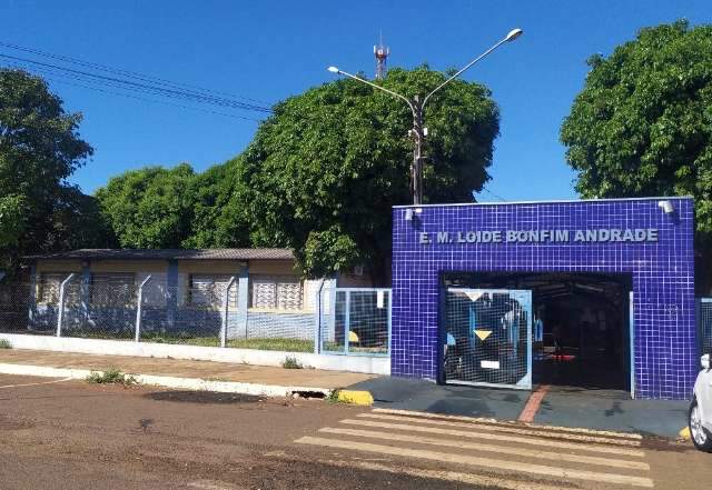 Prefeitura retoma calend&aacute;rio escolar, mas sem 1.400 professores contratados