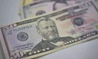 O dólar fechou abaixo de R$ 5,50. (Foto: Agência Brasil) 
