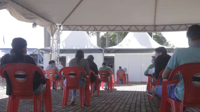 Secretaria aguarda resultado dos testes de 147 funcion&aacute;rios de frigor&iacute;fico 