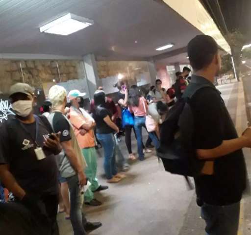 Cons&oacute;rcio antecipa linha de &ocirc;nibus para atender funcion&aacute;rios de shopping