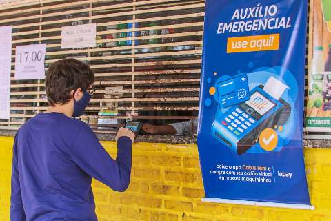 Em MS, máquina de débito facilita a vida de beneficiários do Auxilio Emergencial