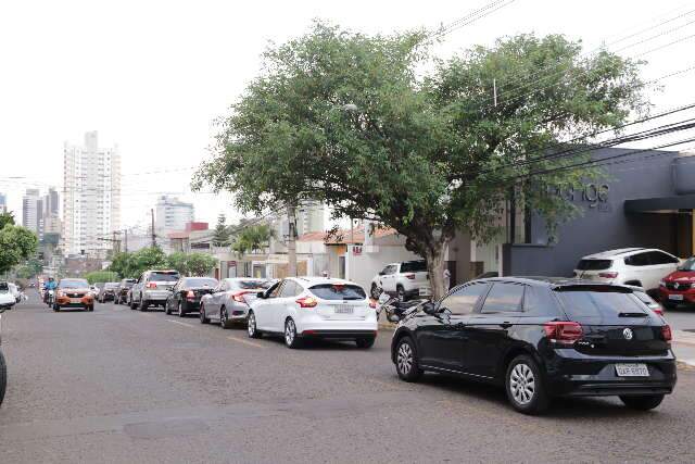 Ap&oacute;s prorroga&ccedil;&atilde;o, licenciamento de ve&iacute;culos com final 1 e 2 vence amanh&atilde;