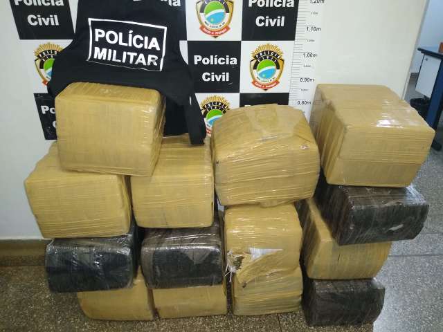 Em opera&ccedil;&atilde;o, traficante &eacute; preso com 317 quilos de maconha que iriam para SC 