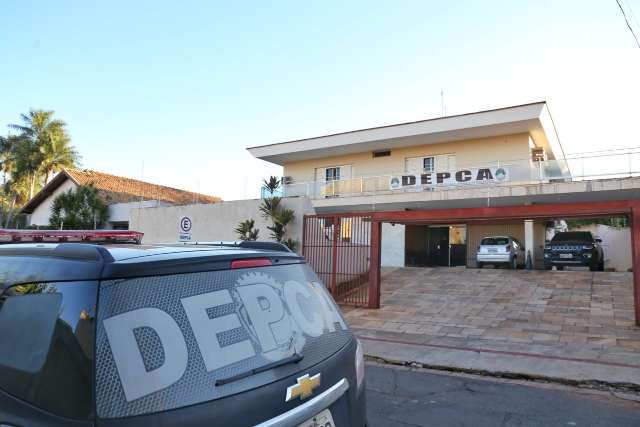 Professor preso com pornografia infantil vai responder processo em liberdade