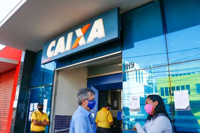 Caixa abre 39 ag&ecirc;ncias para saque do aux&iacute;lio emergencial