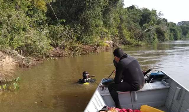 Corpo de adolescente desaparecido durante pescaria &eacute; encontrado 