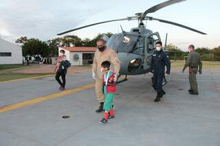 Com suspeita de fratura, crian&ccedil;a &eacute; socorrida de helic&oacute;ptero em aldeia 