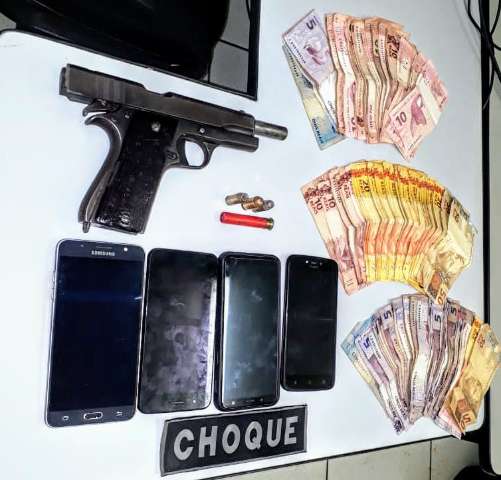 Presos por invadir farm&aacute;cia confessam outros dois assaltos em Campo Grande