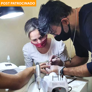 Eber Medeiros, famoso como “Boy das Unhas” apostou em suas técnicas cada vez mais diversificadas para profissionalizar mulheres. (Foto: Divulgação)