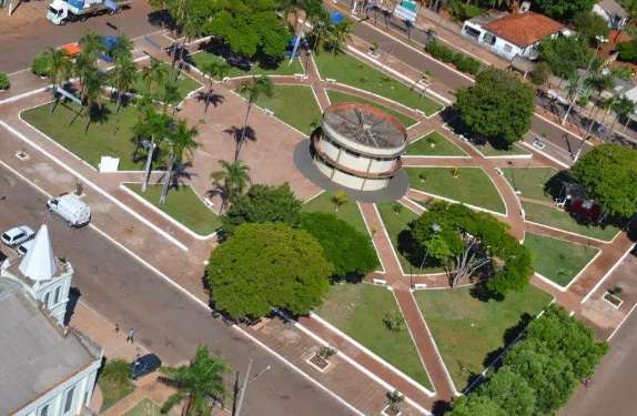 Cidade que j&aacute; foi epicentro da covid, Guia Lopes come&ccedil;a a flexibilizar medidas