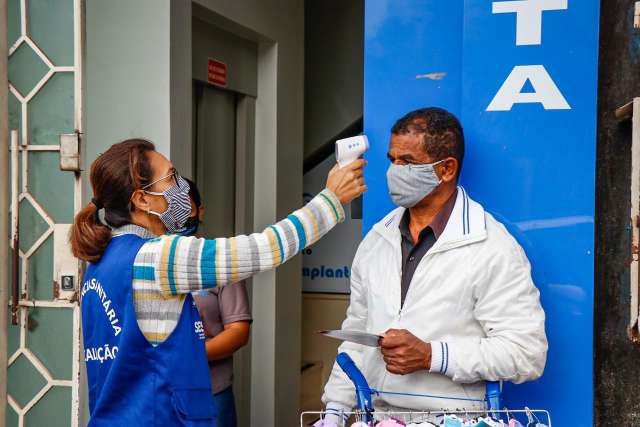 Depois dos terminais e 75 mil abordados, blitz vai at&eacute; as aldeias urbanas