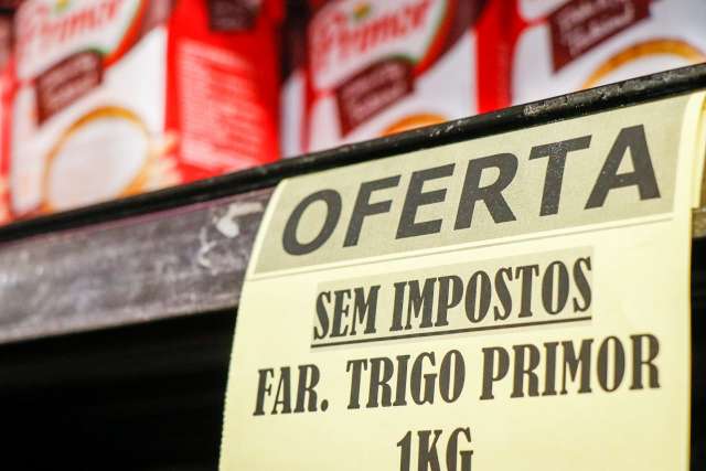 T&iacute;mido, Dia sem Imposto na pandemia tem arroz, castanhas e cerveja com descontos