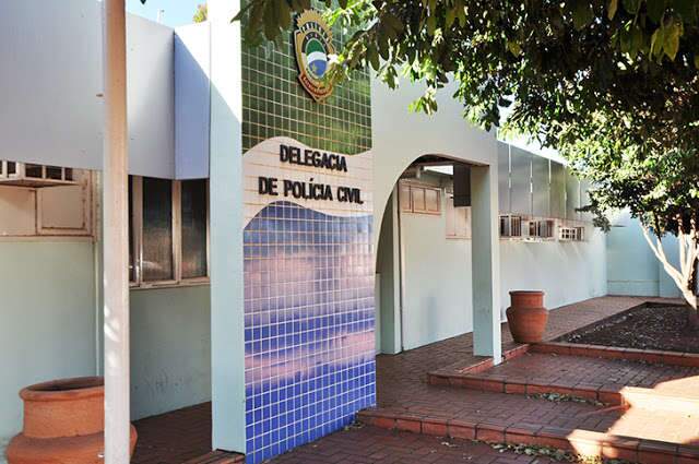 Adolescente procura a pol&iacute;cia ap&oacute;s ter fotos &iacute;ntimas compartilhadas