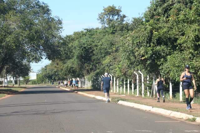 Fam&iacute;lias lotam Parque dos Poderes, mas garantem que &quot;com seguran&ccedil;a&quot;