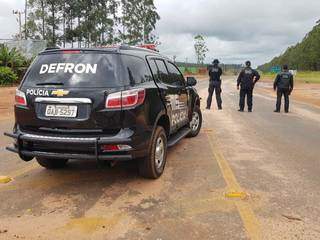 Caminh&atilde;o abordado na estrada tinha duas toneladas de carne clandestina