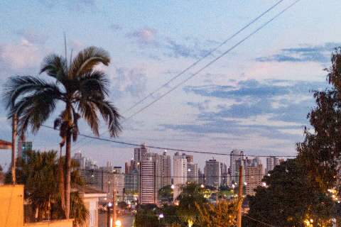 Previsão indica temperaturas elevadas com pancadas de chuva no sul de MS