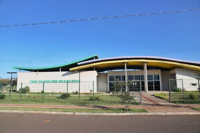 Durante festa, jovem tenta impedir homem de abusar da amiga e desmaia ap&oacute;s soco