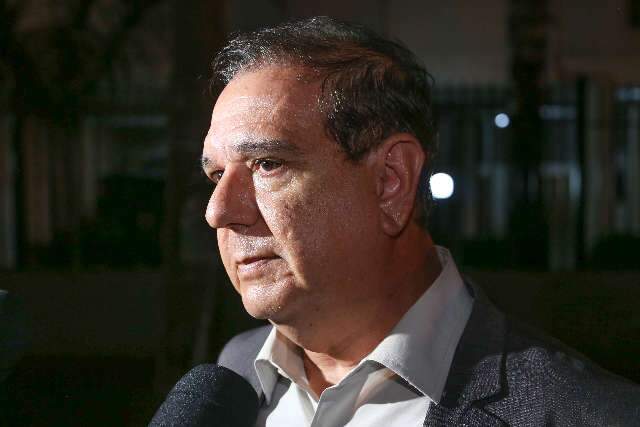 Diretor culpa nova lei por assassino de policiais estar sem algemas